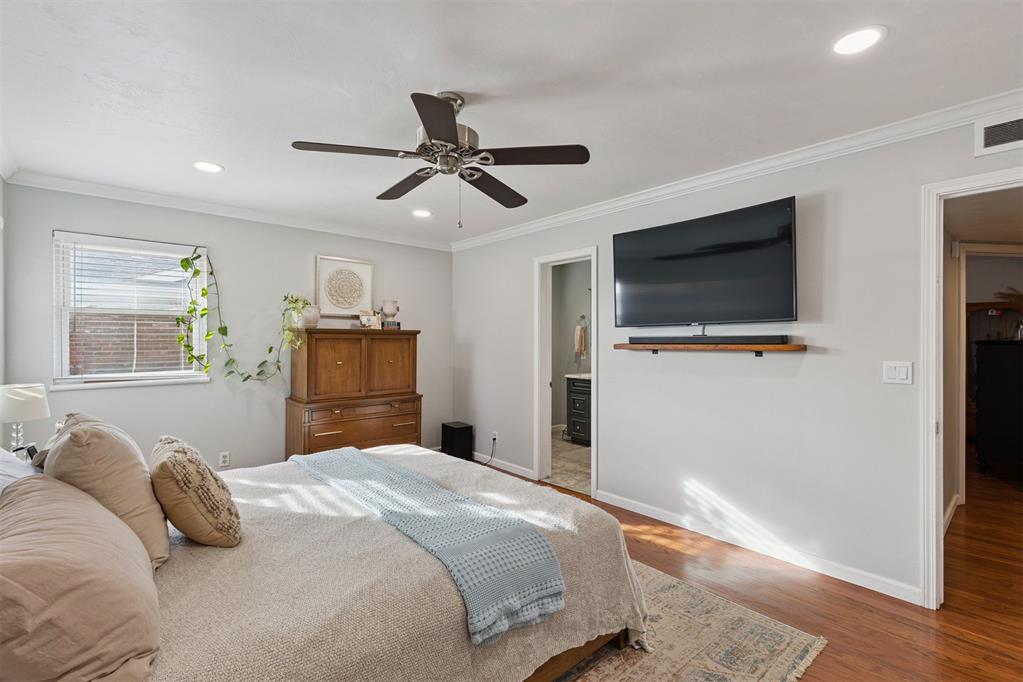 6217 N Drexel Boulevard