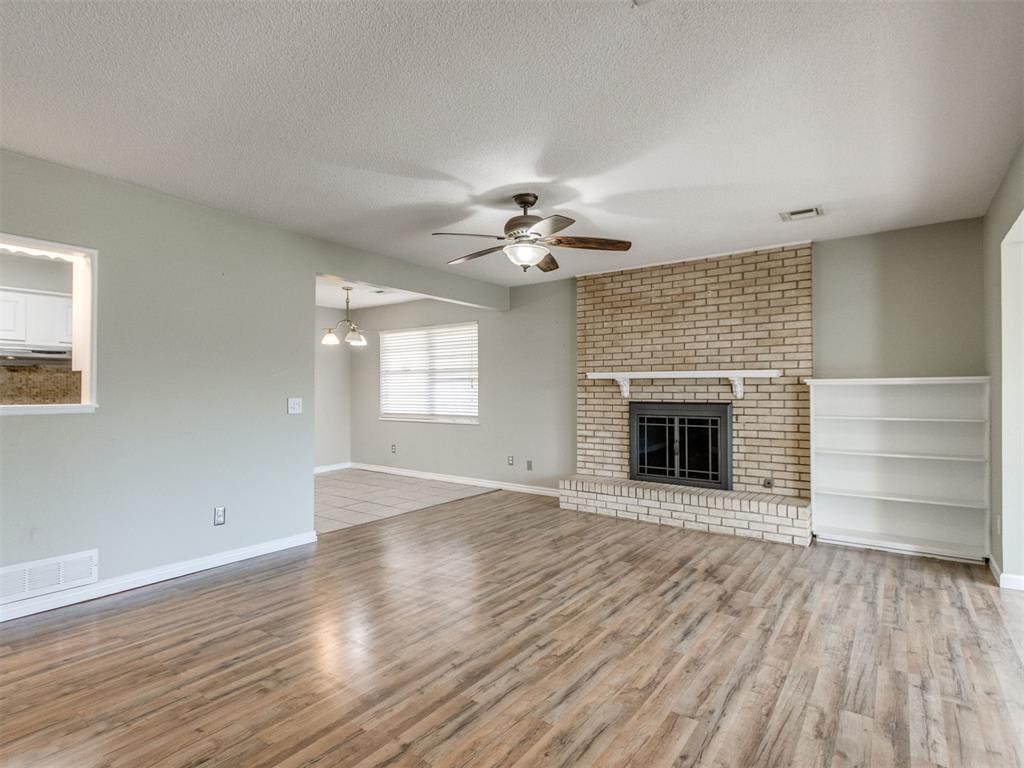 2920 N Alexander Lane