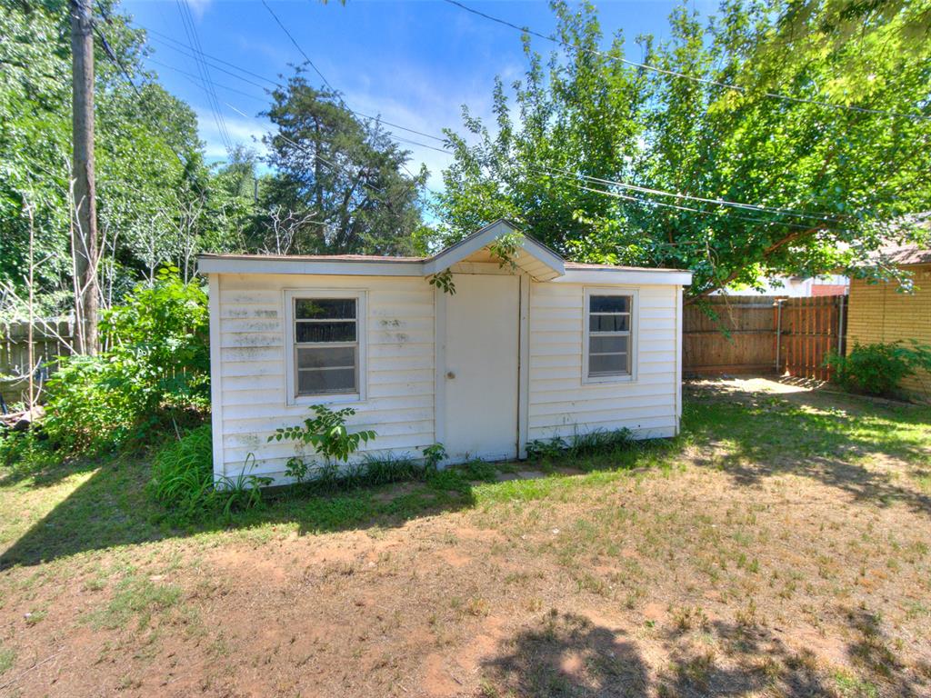 2920 N Alexander Lane