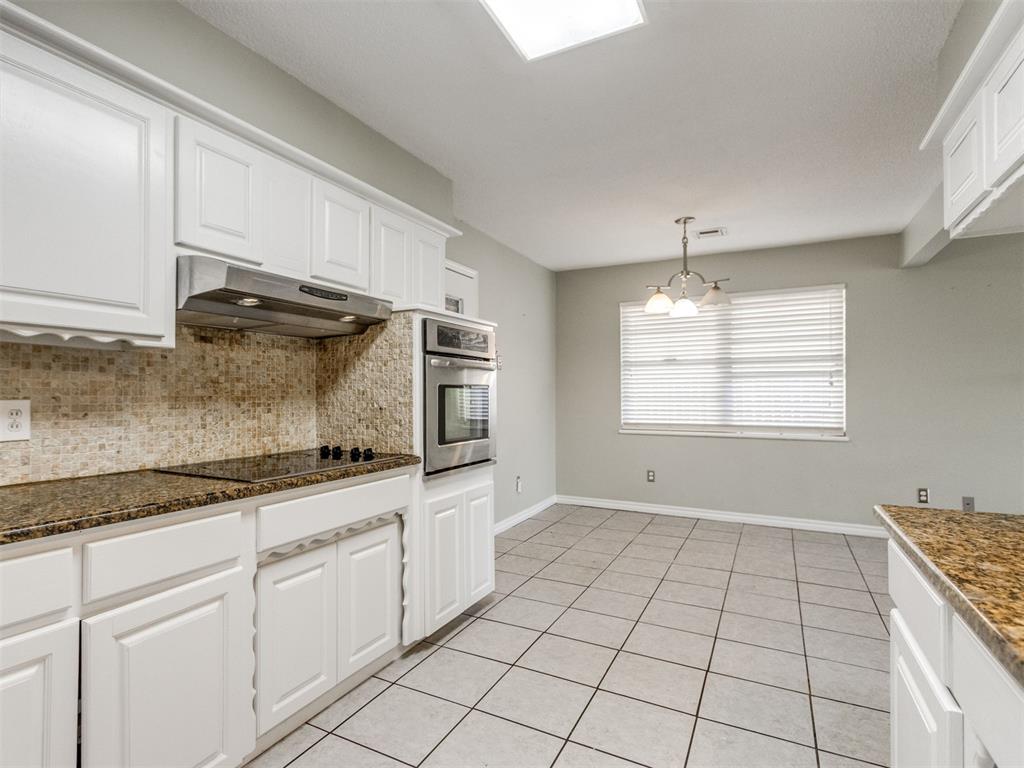 2920 N Alexander Lane