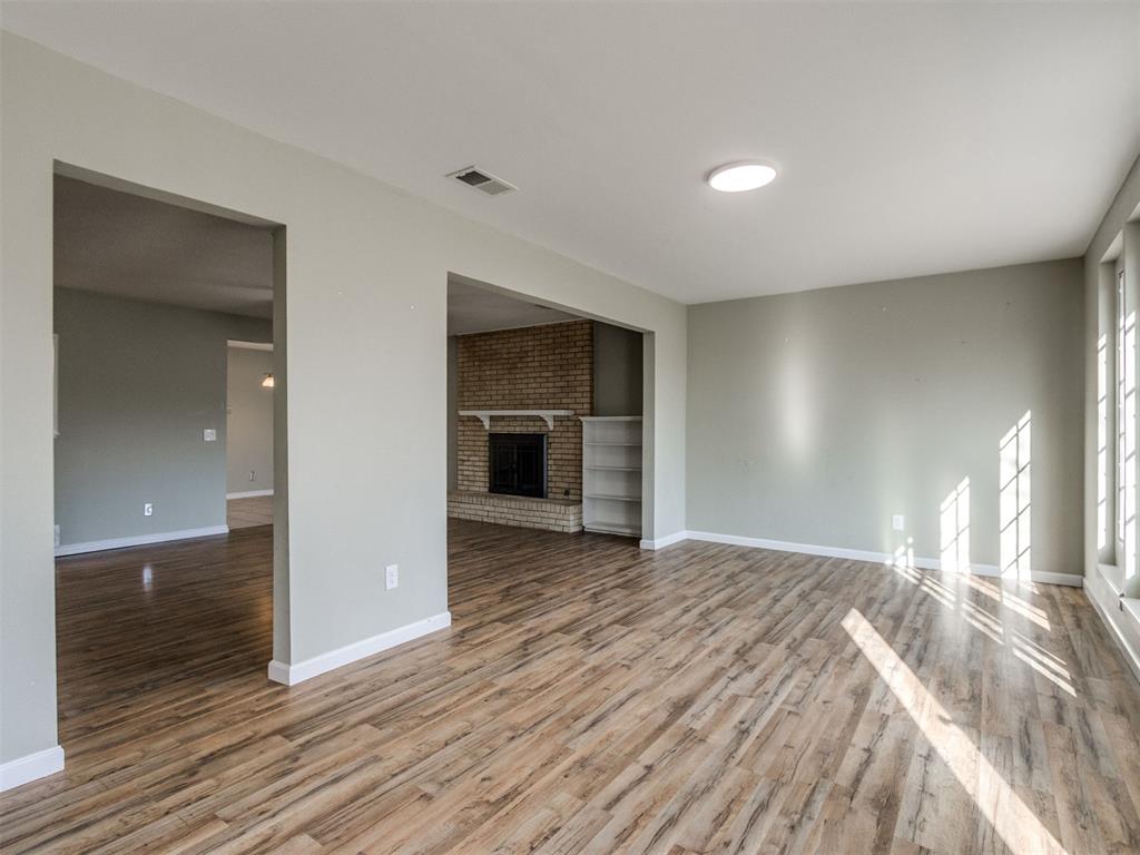 2920 N Alexander Lane