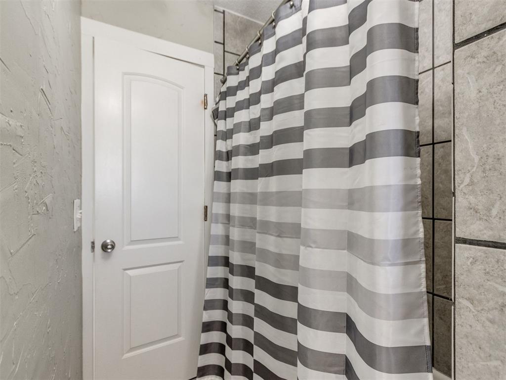 2920 N Alexander Lane