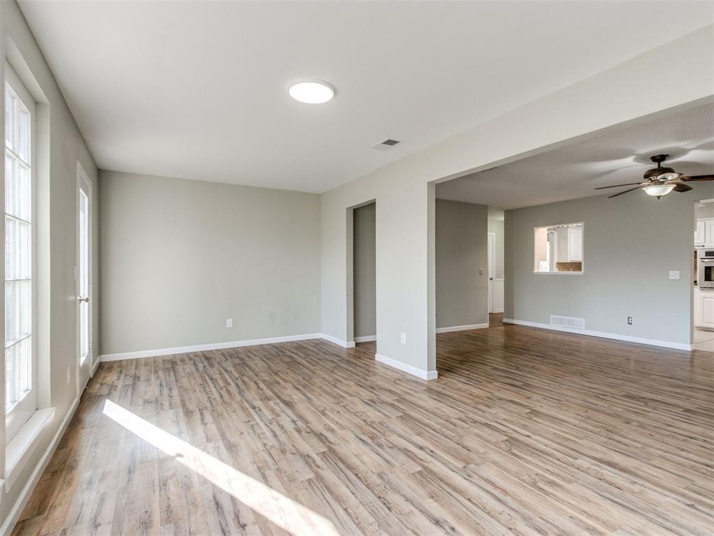 2920 N Alexander Lane