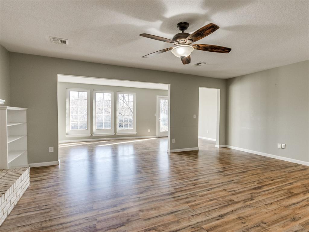 2920 N Alexander Lane