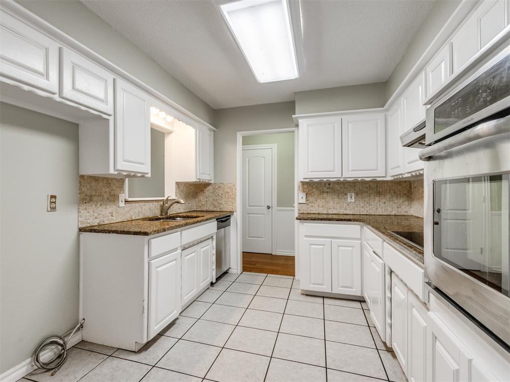 2920 N Alexander Lane