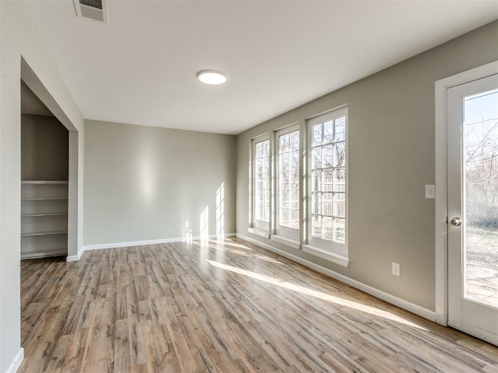 2920 N Alexander Lane