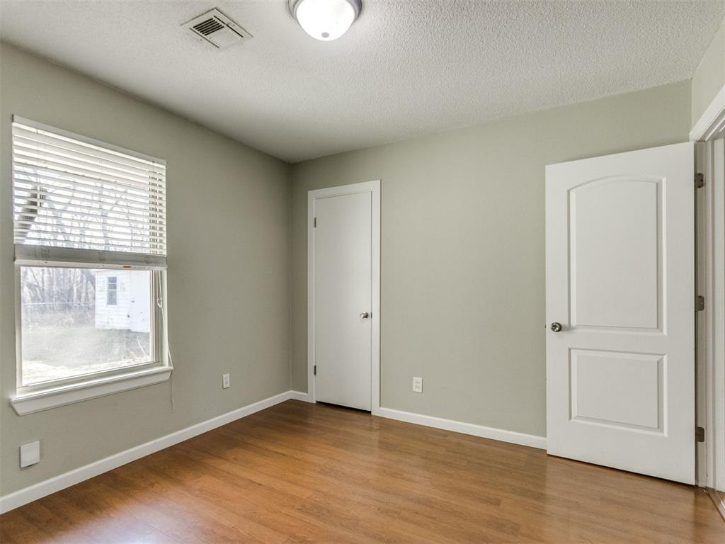 2920 N Alexander Lane