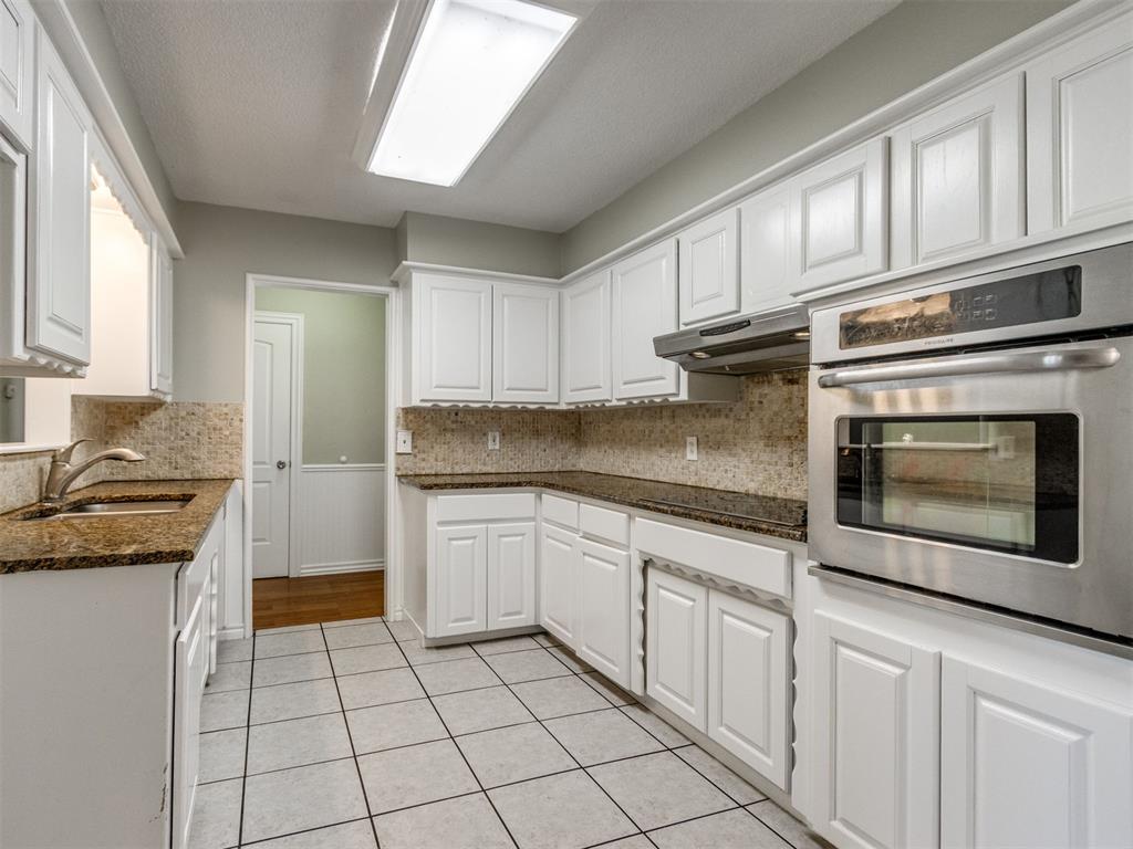 2920 N Alexander Lane