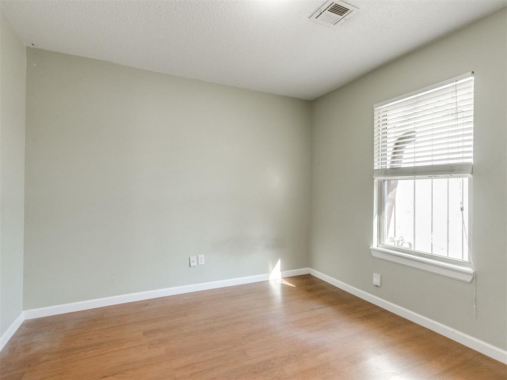 2920 N Alexander Lane