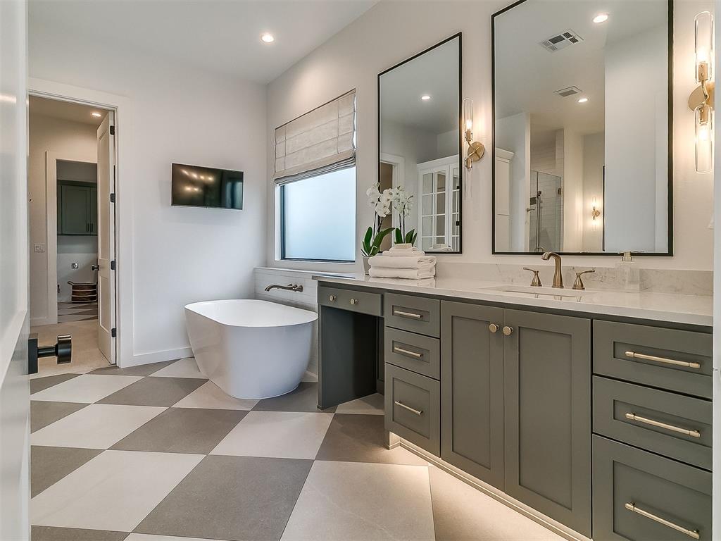 15024 Annecy Boulevard