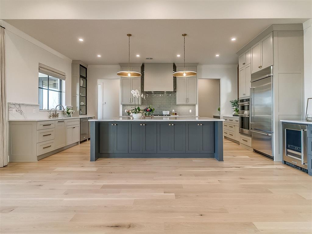 15024 Annecy Boulevard