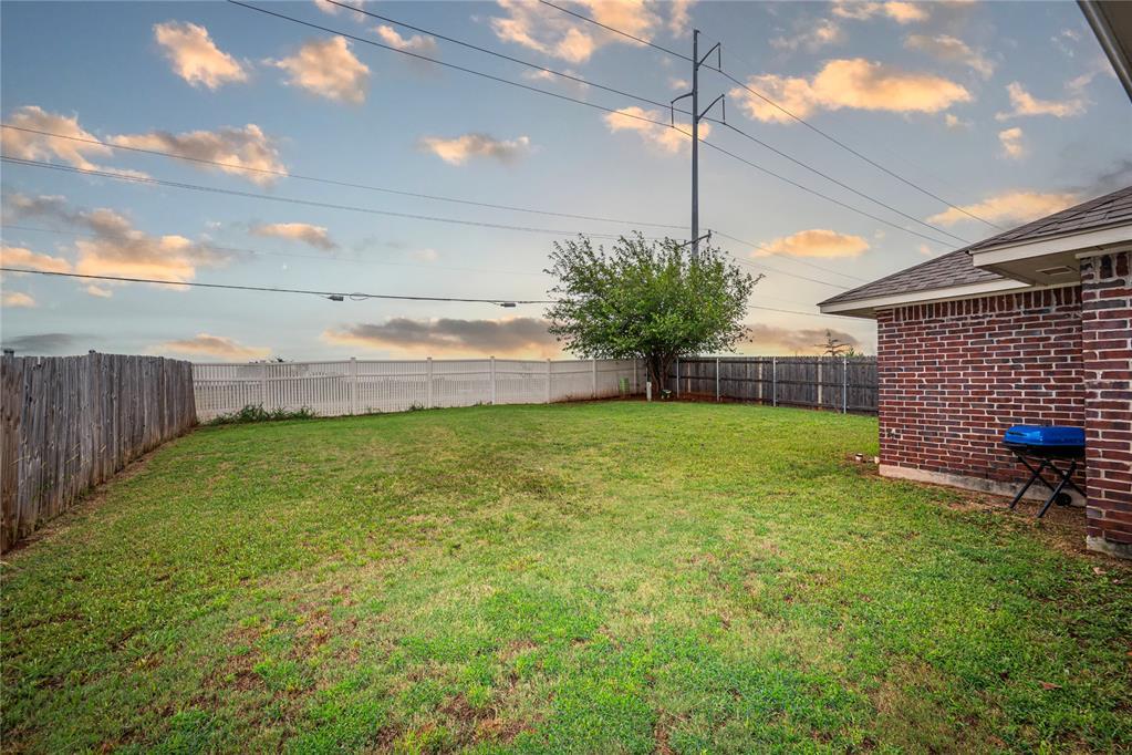 4921 NW 164TH Terrace