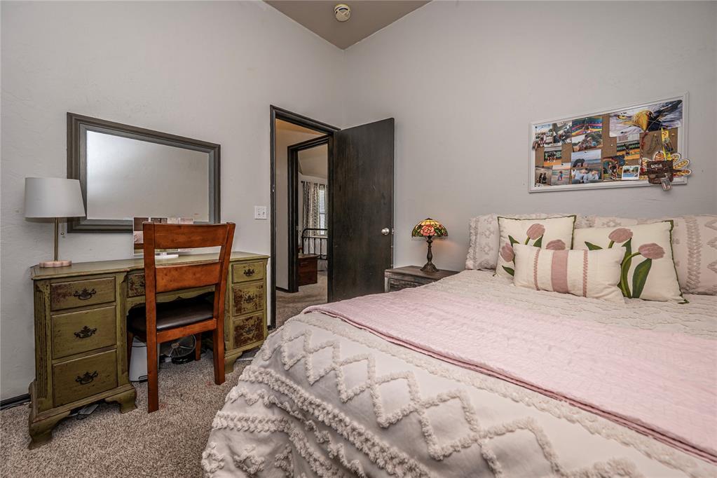 4921 NW 164TH Terrace