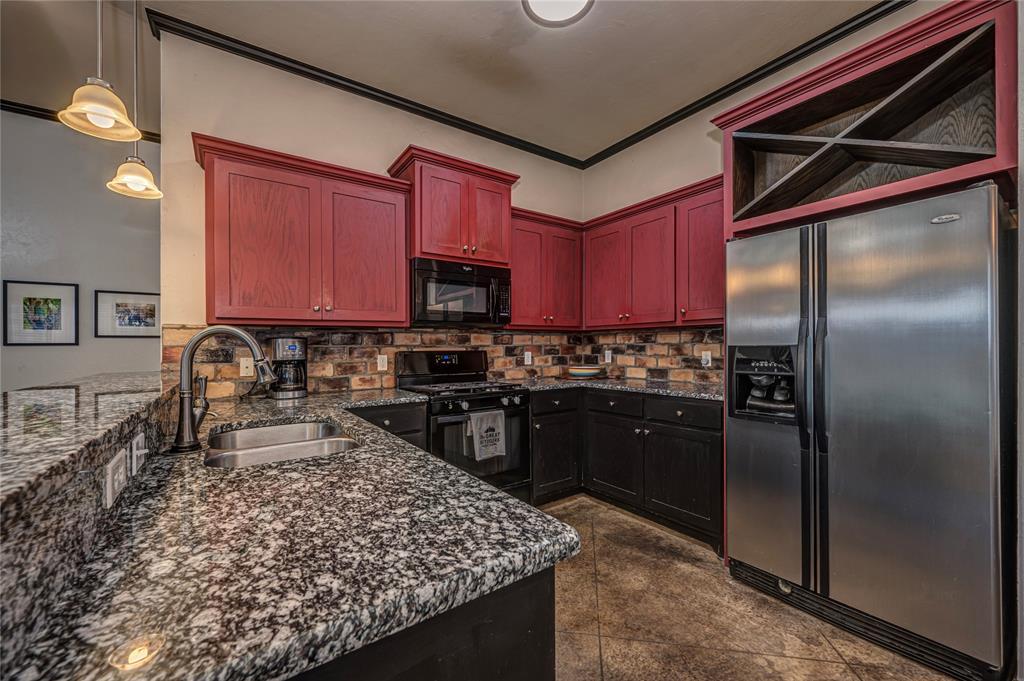 4921 NW 164TH Terrace