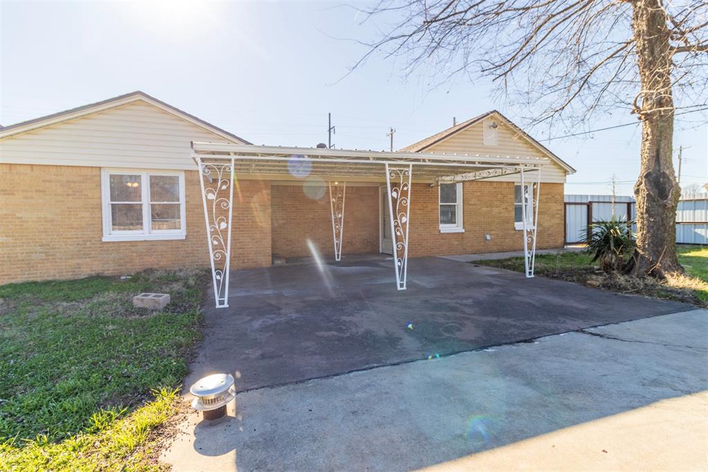 4001 Pearl Way