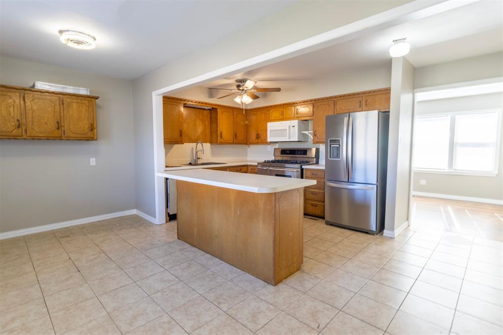 4001 Pearl Way