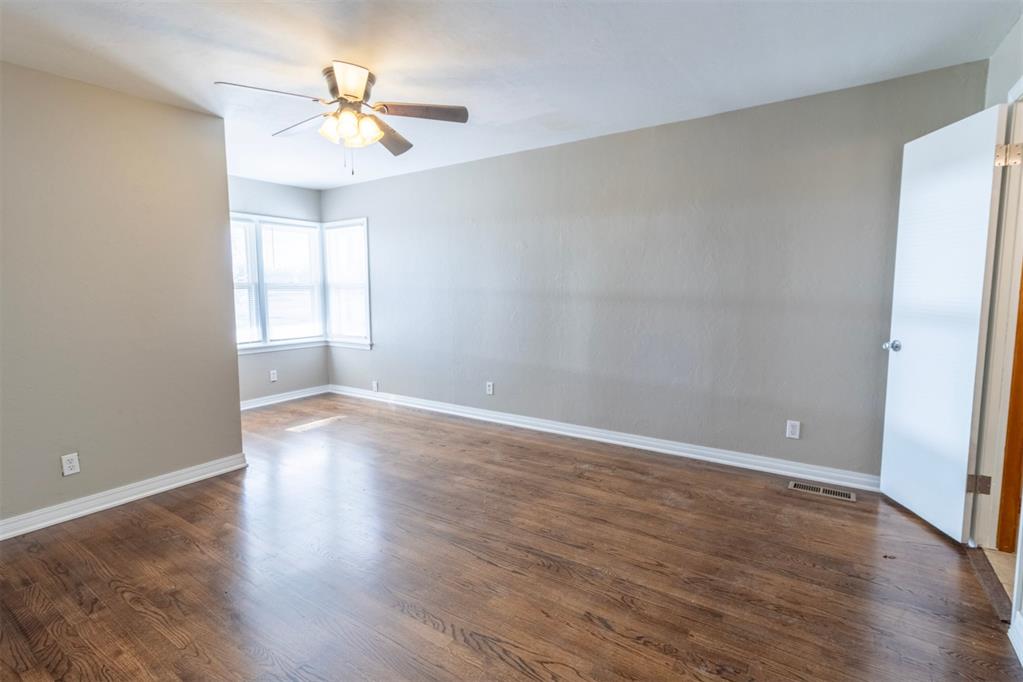 4001 Pearl Way