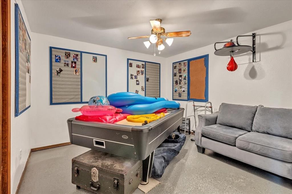 1007 Mockingbird Lane