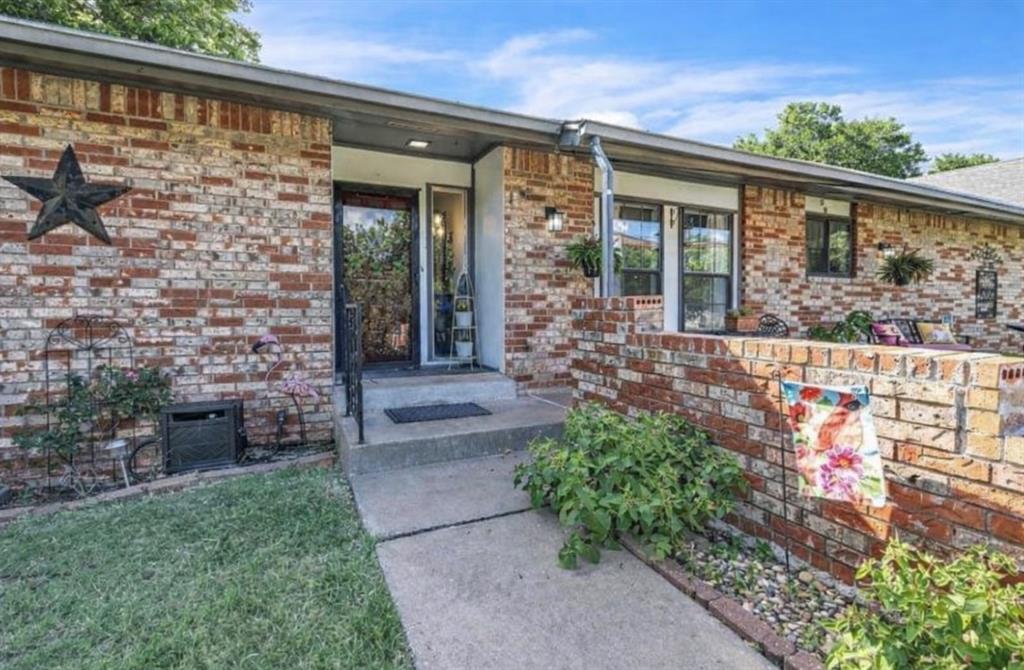 1007 Mockingbird Lane