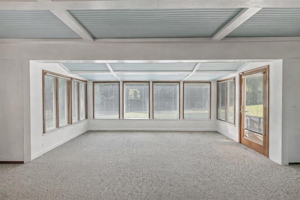 1007 Mockingbird Lane