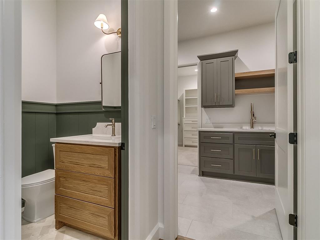 3200 Gold Finch Drive