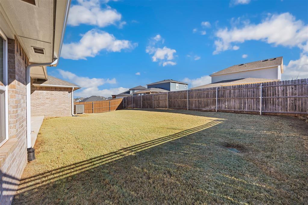 2316 Los Angeles Avenue