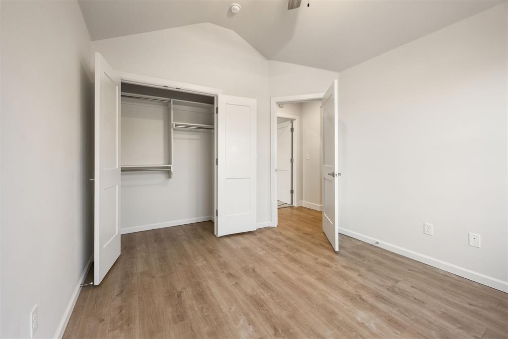 2316 Los Angeles Avenue