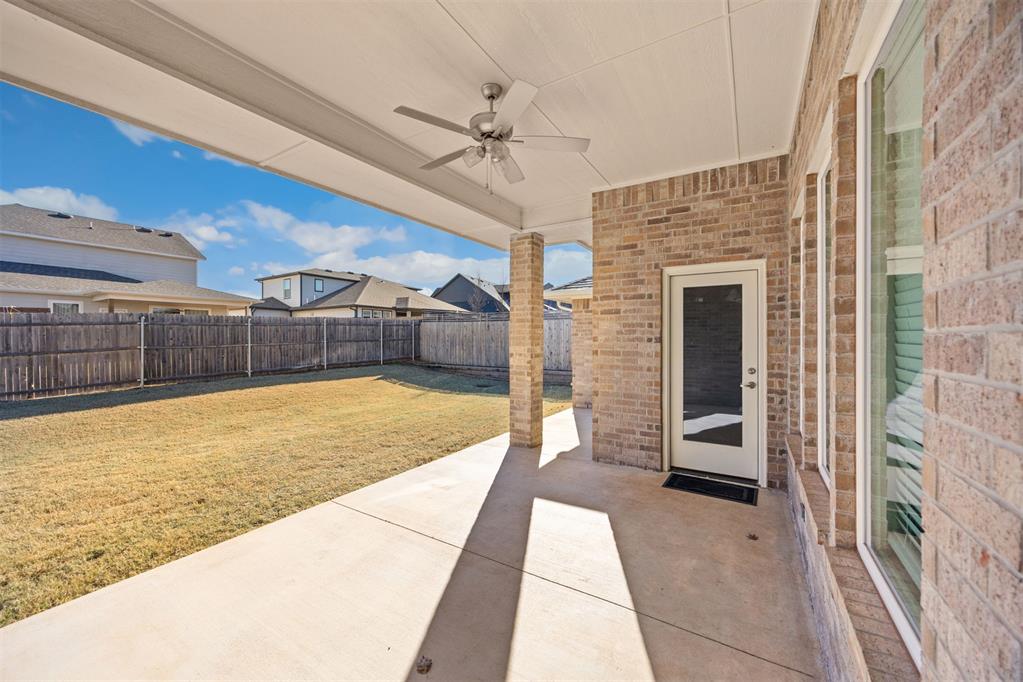 2316 Los Angeles Avenue