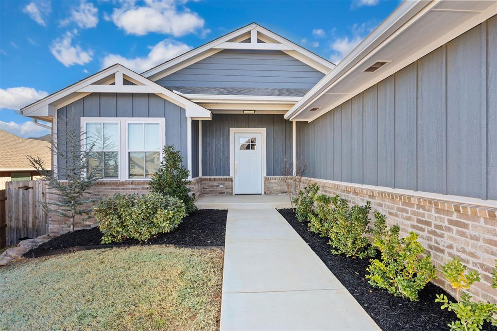 2316 Los Angeles Avenue