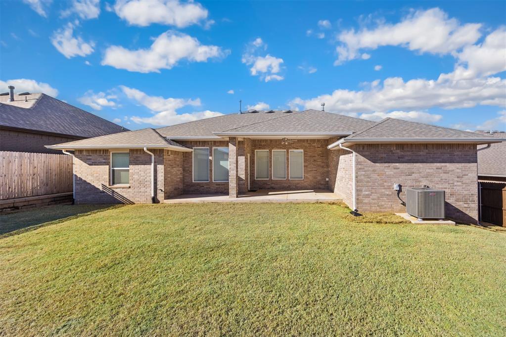 2316 Los Angeles Avenue