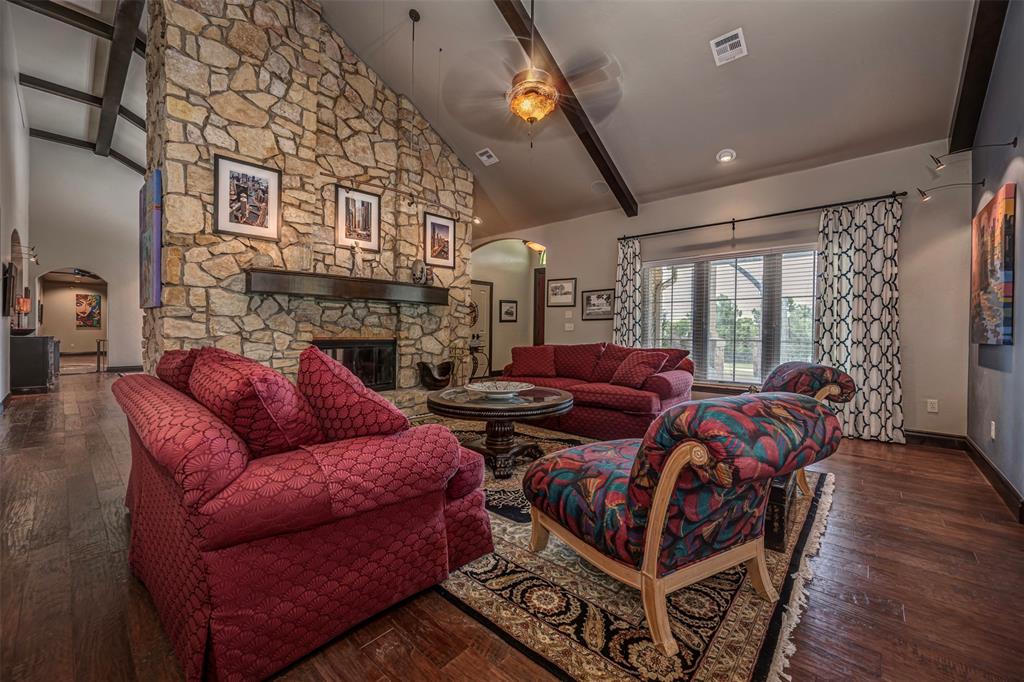 1701 Woodhill Road