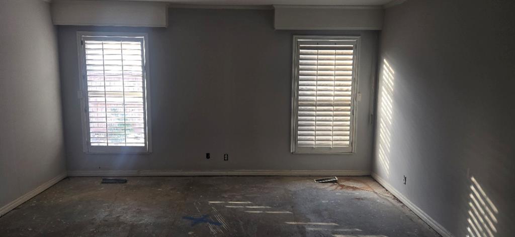 6341 Glenbrook Court