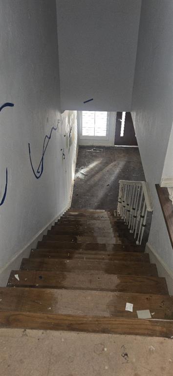 6341 Glenbrook Court