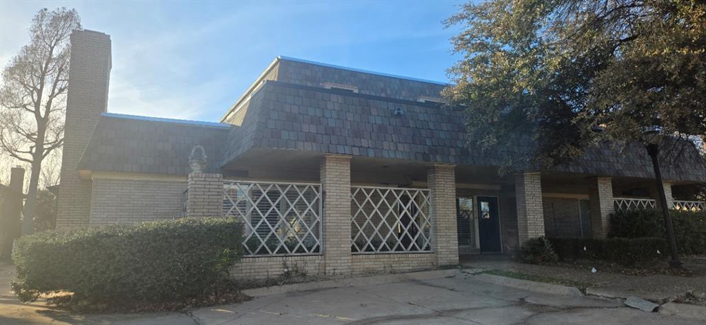 6341 Glenbrook Court