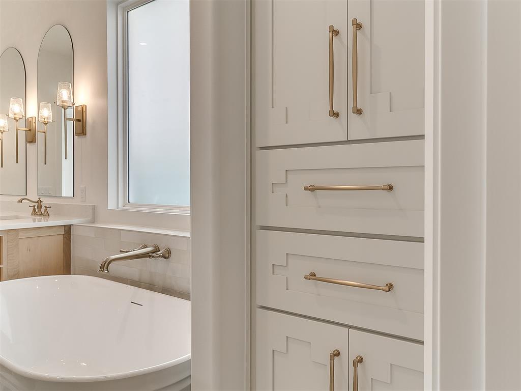 16413 Burgundy West Drive