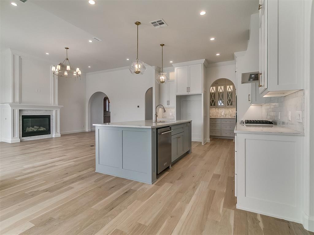 16413 Burgundy West Drive