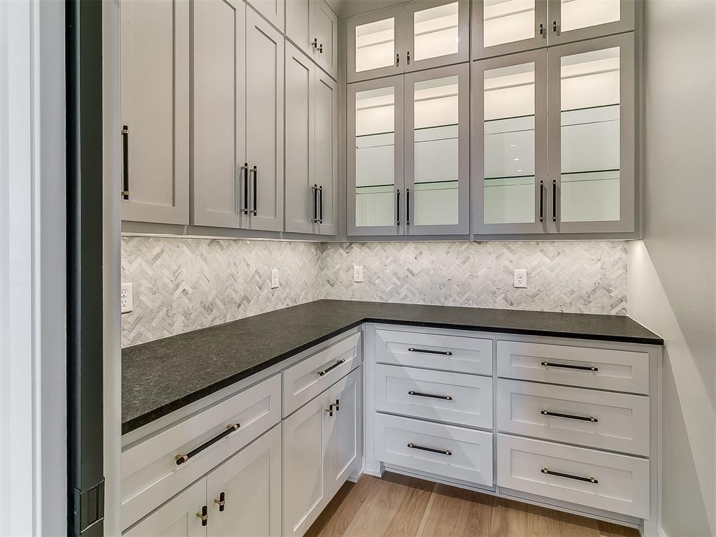 16417 Burgundy West Drive