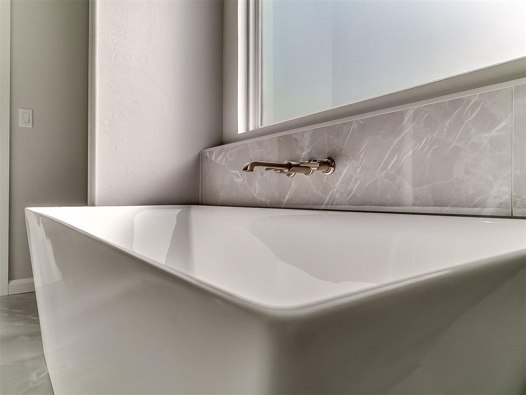 16409 Burgundy West Drive