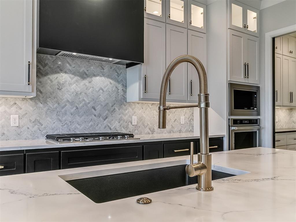 16409 Burgundy West Drive