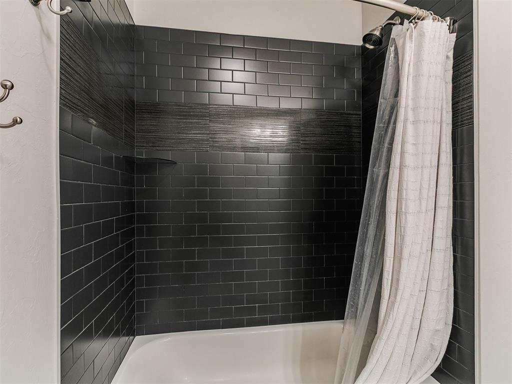 10001 Quarter Horse Trail