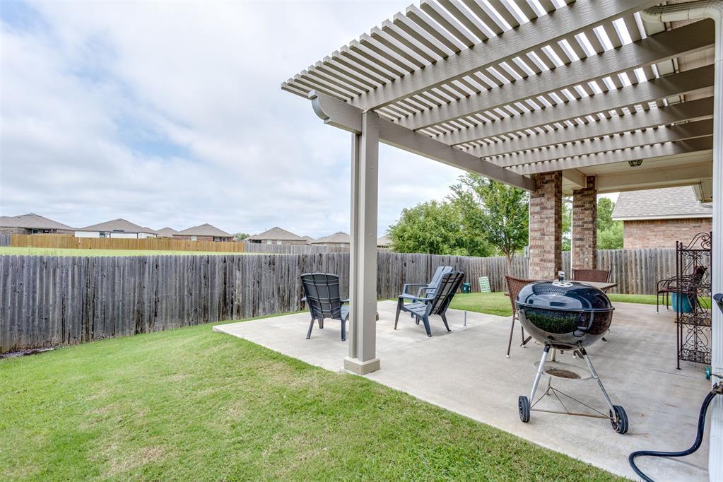 10001 Quarter Horse Trail