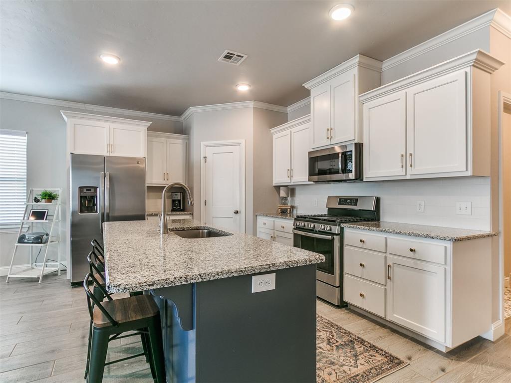 10001 Quarter Horse Trail