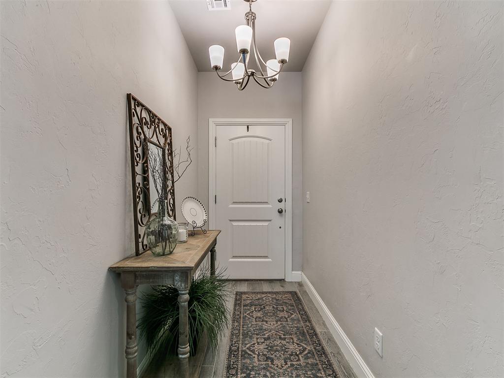 10001 Quarter Horse Trail