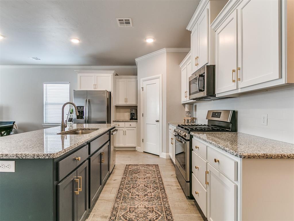 10001 Quarter Horse Trail