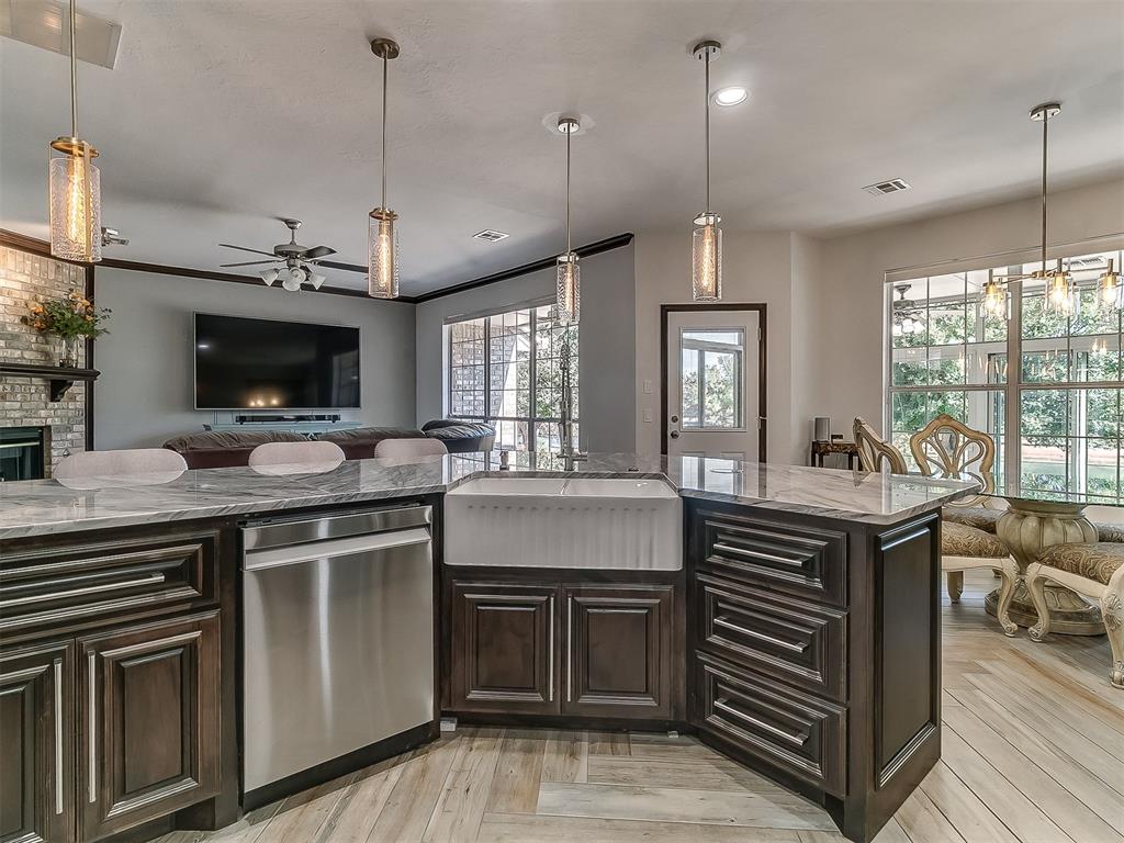 22622 Graces Terrace