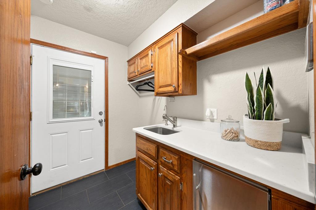 24101 N Western Avenue