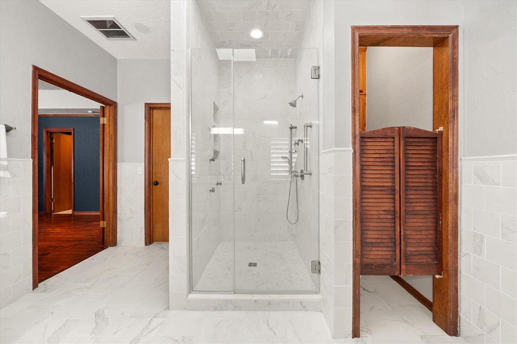 24101 N Western Avenue