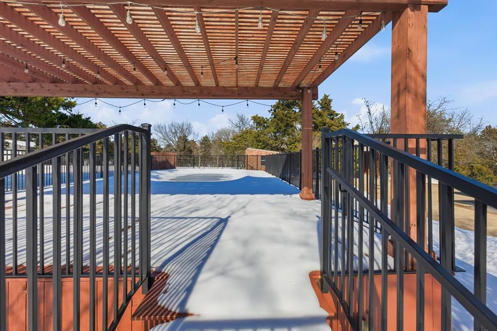 24101 N Western Avenue