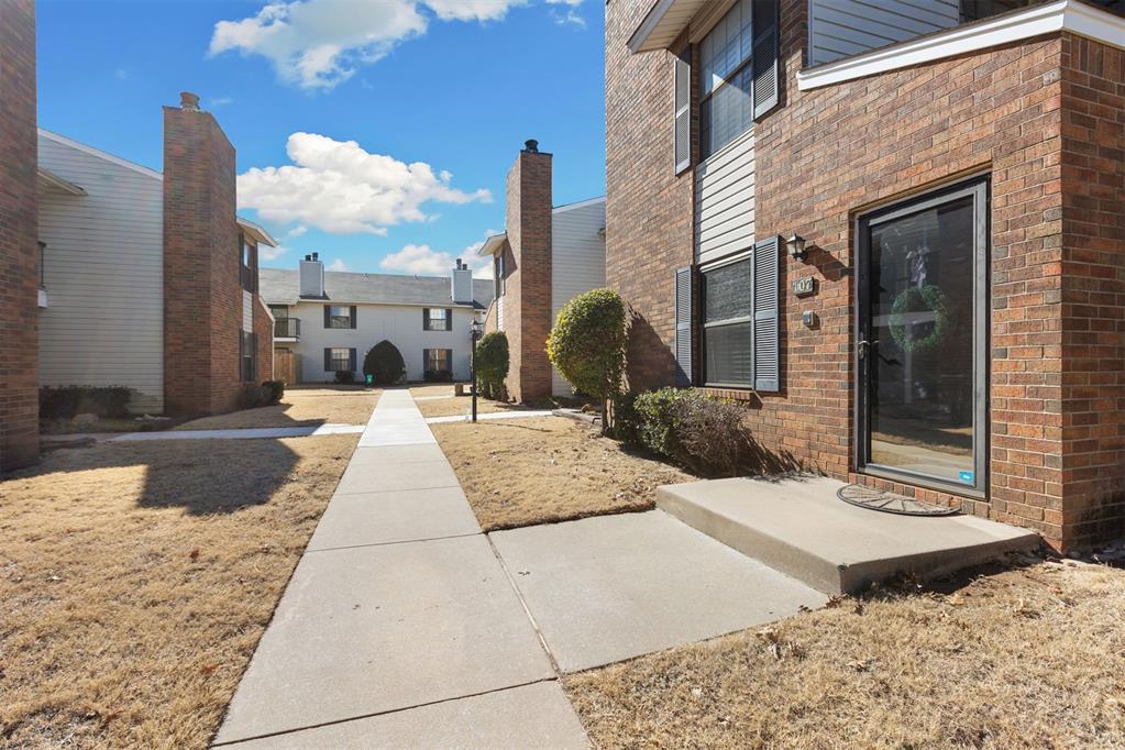 3000 Chautauqua Avenue Unit: 107