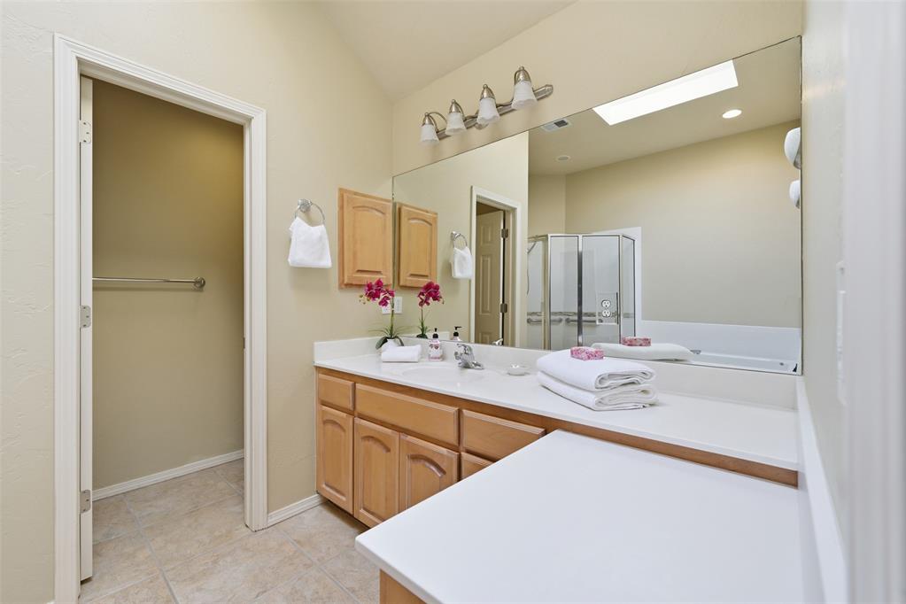 800 Longmeadow Court